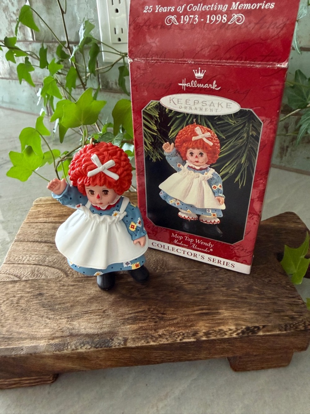 Vintage 1996 Hallmark Keepsake Madame Alexander Mop Top Wendy Ornament NIB